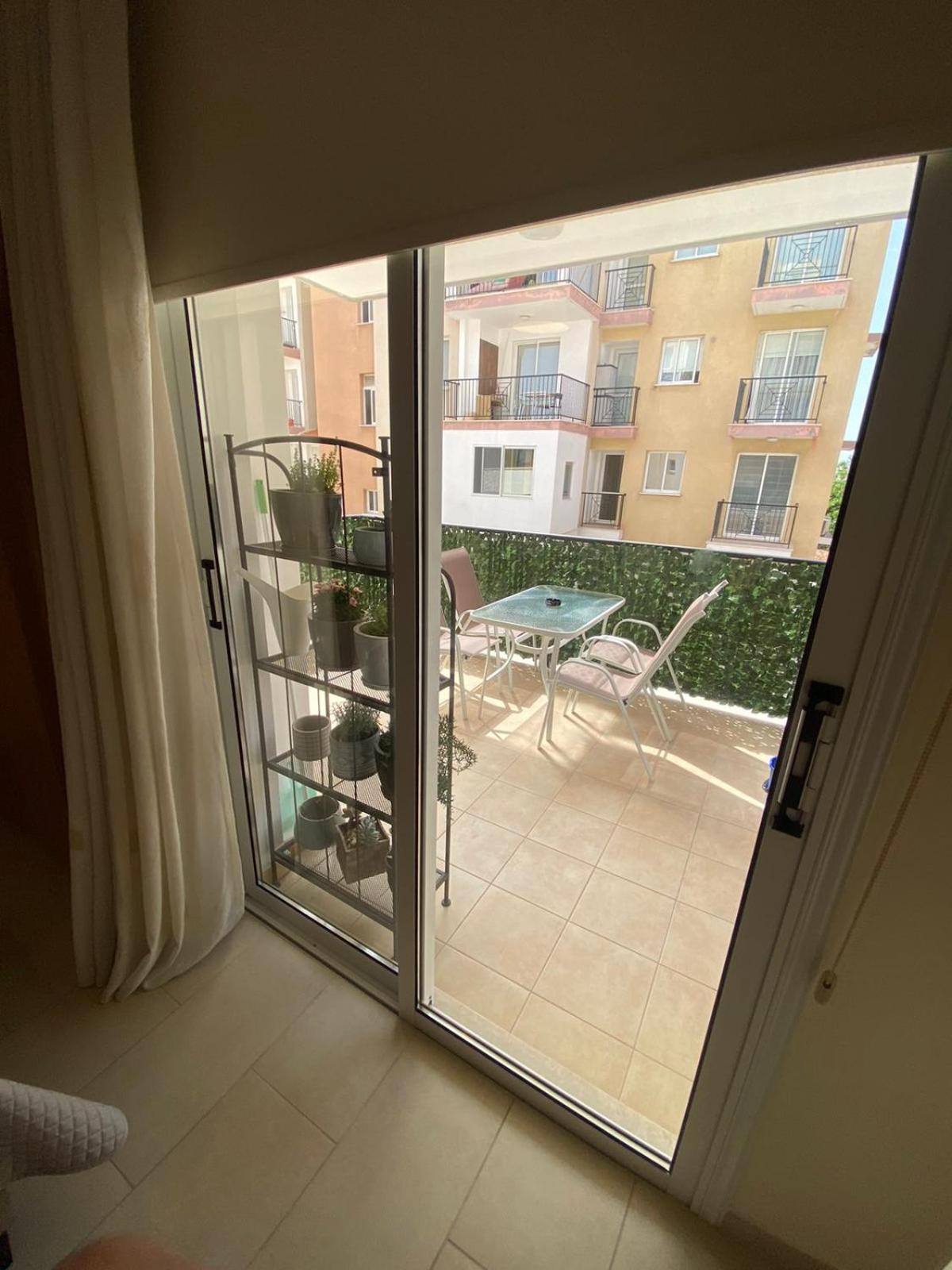 2 Bedroom Apartment, Zygos Centre Block D - By Imh Travel & Tours Pafos Dış mekan fotoğraf