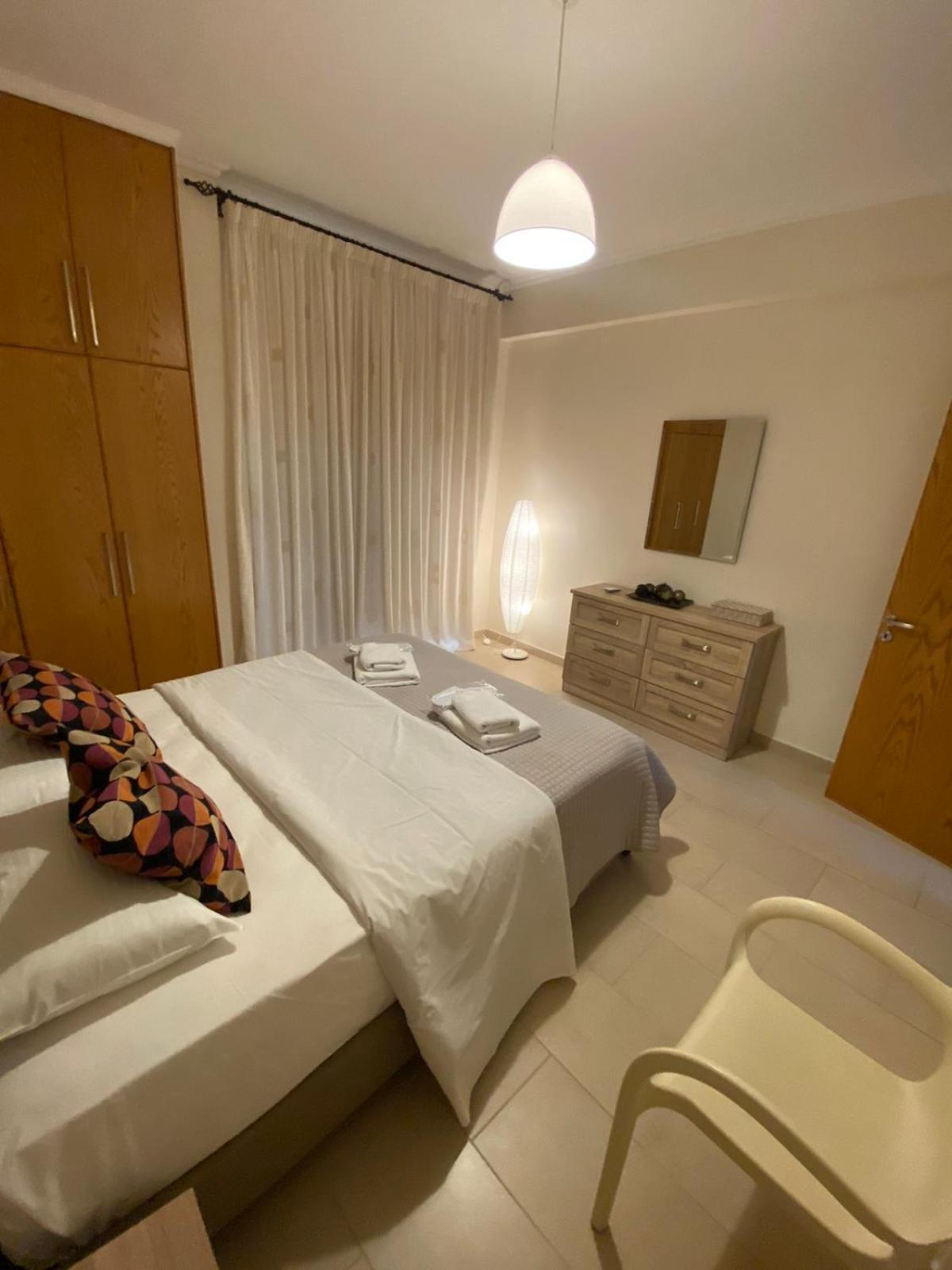2 Bedroom Apartment, Zygos Centre Block D - By Imh Travel & Tours Pafos Dış mekan fotoğraf