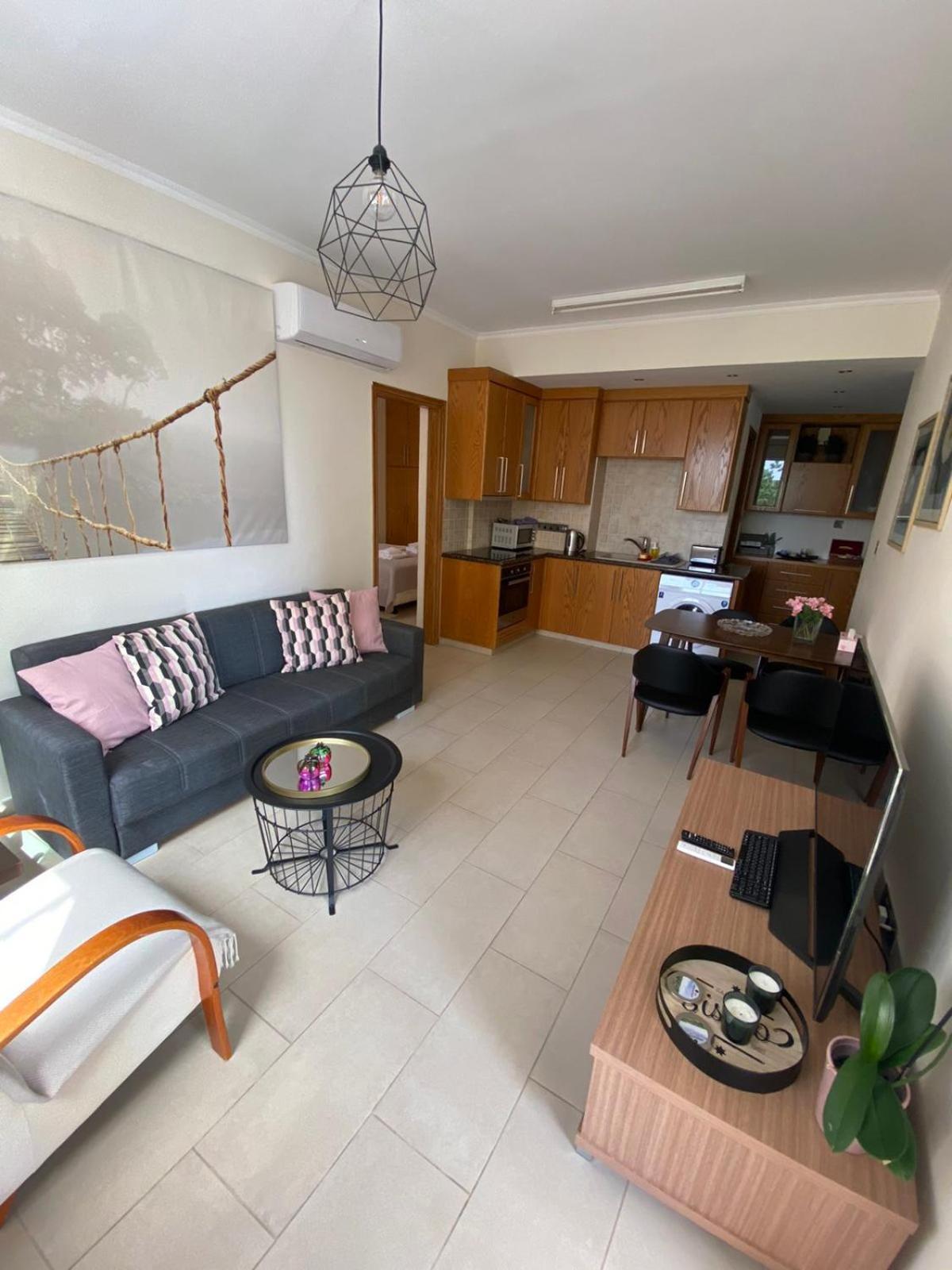 2 Bedroom Apartment, Zygos Centre Block D - By Imh Travel & Tours Pafos Dış mekan fotoğraf