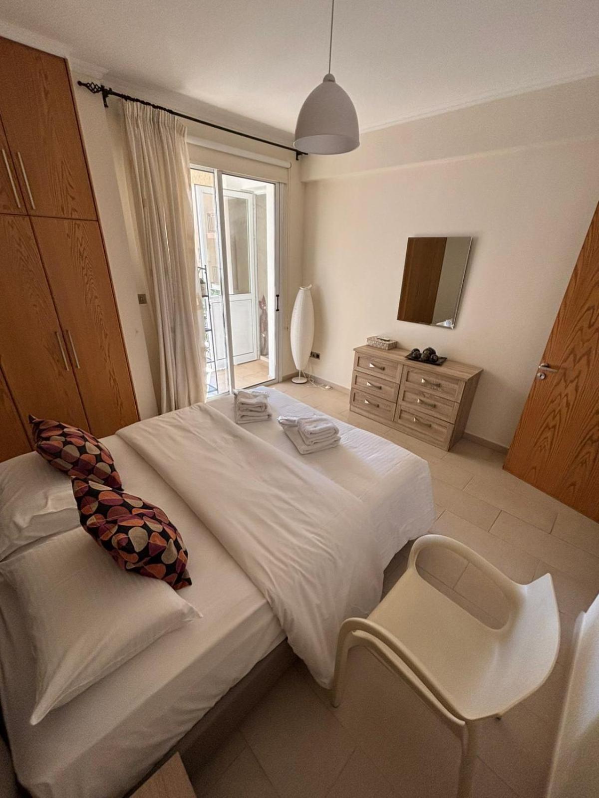 2 Bedroom Apartment, Zygos Centre Block D - By Imh Travel & Tours Pafos Dış mekan fotoğraf